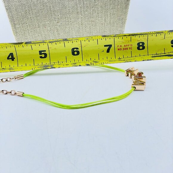 WISH Necklace Signed BCBGeneration Neon Green Cord Gold Tone - Picture 7 of 7